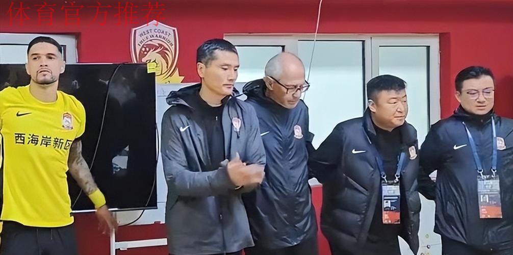 大刀阔斧!邵佳一要重建国足战术体系,2大新核心浮现,武磊淡出 大刀阔斧!邵佳一要重建国足战术体系,2大新核心浮现,武磊淡出