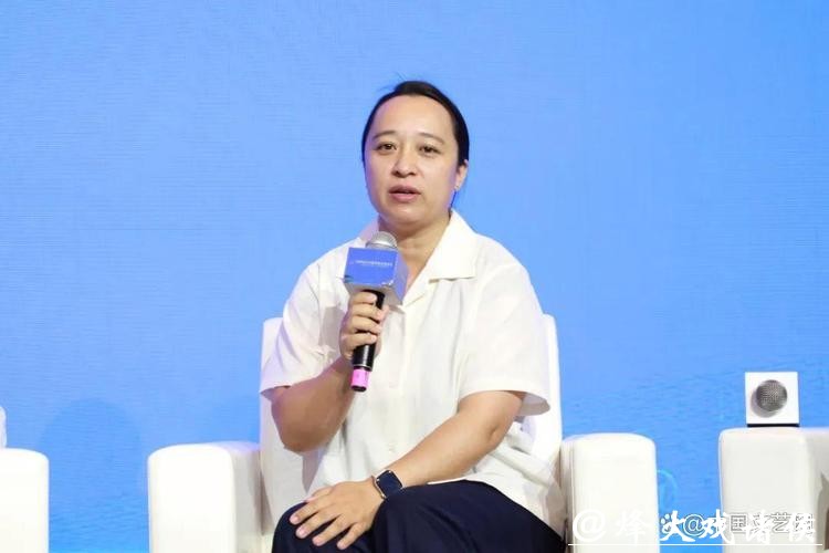 程培:希望《我们的赛场》能传递温暖而有力的光 程培:希望《我们的赛场》能传递温暖而有力的光